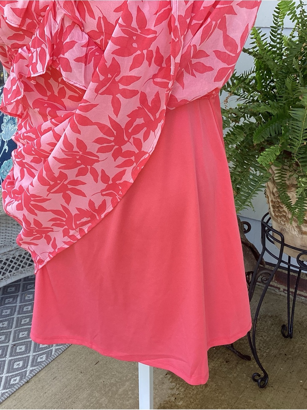 Francesca’s Miami Pink and Coral Floral Ruffle Slip Dress LNWOT Size L - Picture 11 of 15